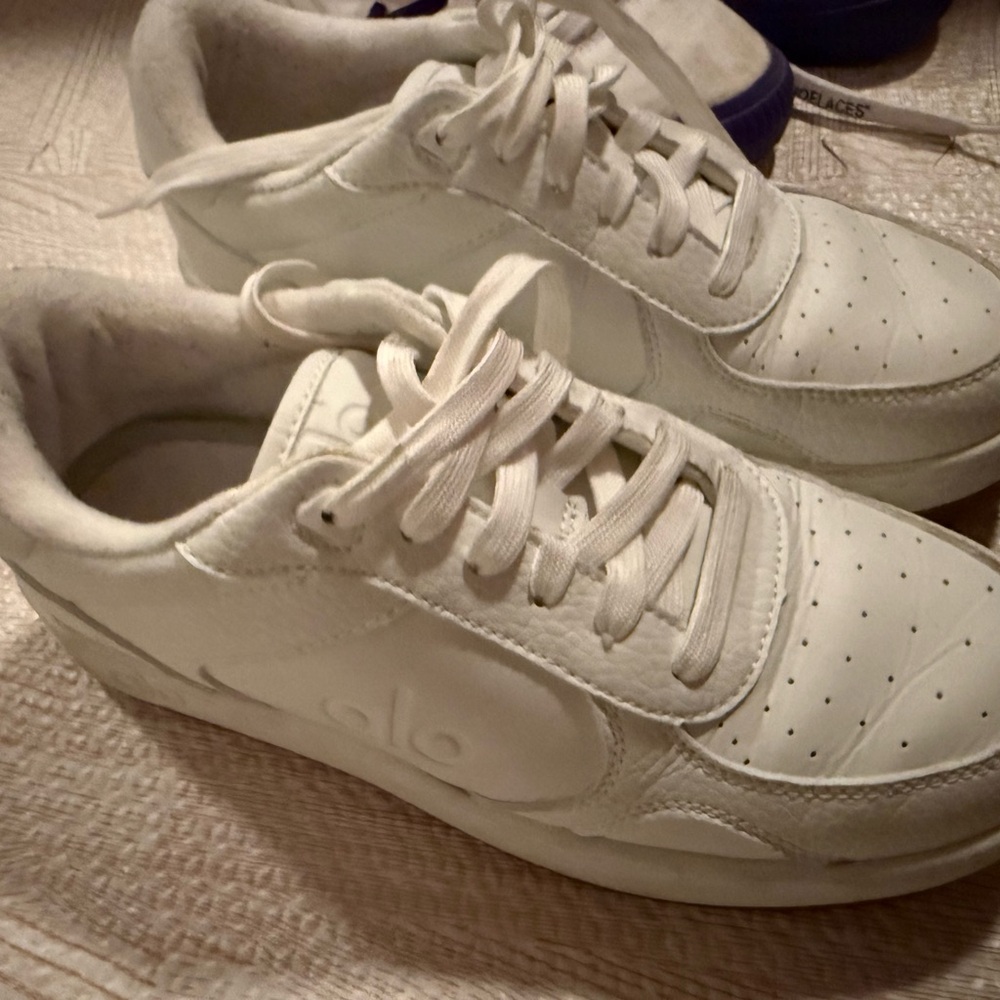 ALO Yoga White Athletic Shoes